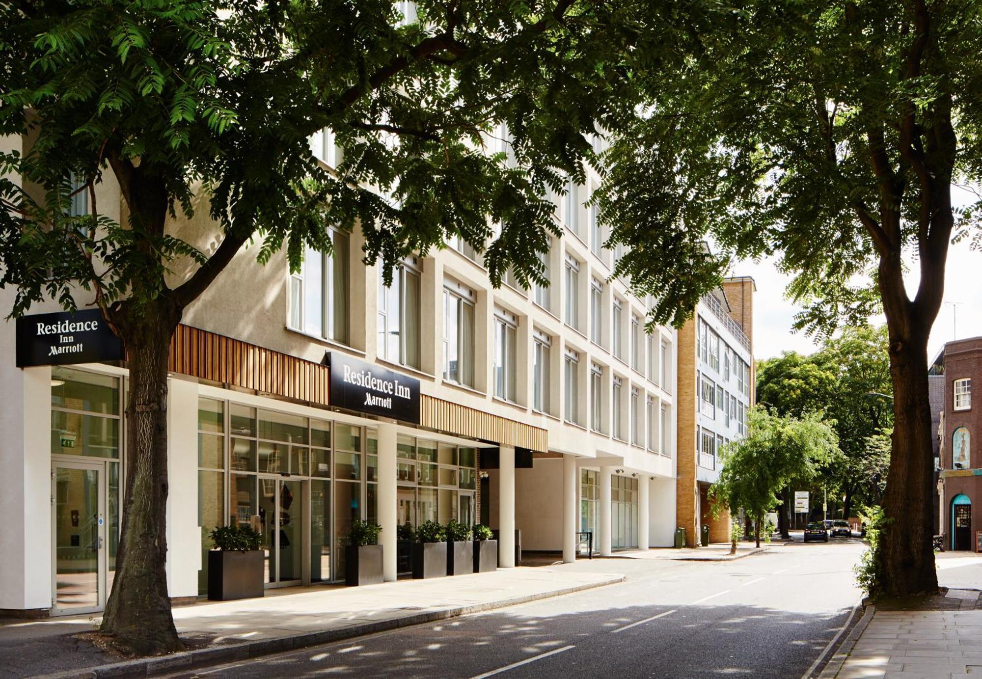 By Marriott Bridge 4* Londra